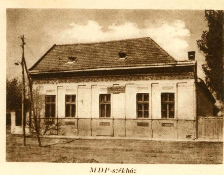 10. Kossuth utca 22. hrsz.:182 Postaépület, XX. század első harmada. Schneider Mihály építtette, Arrasz János vette meg tőle.