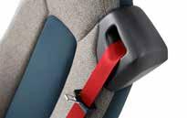 A biztonsági övek a comfort és a standard ülések esetén is integráltak, és kiemelkedő ütközésállóssággal rendelkeznek.