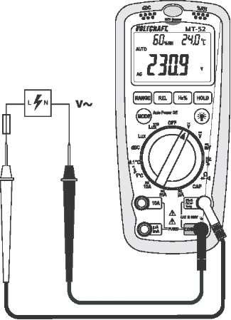 Ne érintsen meg olyan áramköröket, amelyekben 50 V AC rms-nél vagy 75 V DC-nél nagyobb feszültségek léphetnek fel! Életveszély! Ellenőrizze mérés előtt a csatlakoztatott tartozékokat sérülések, pl.