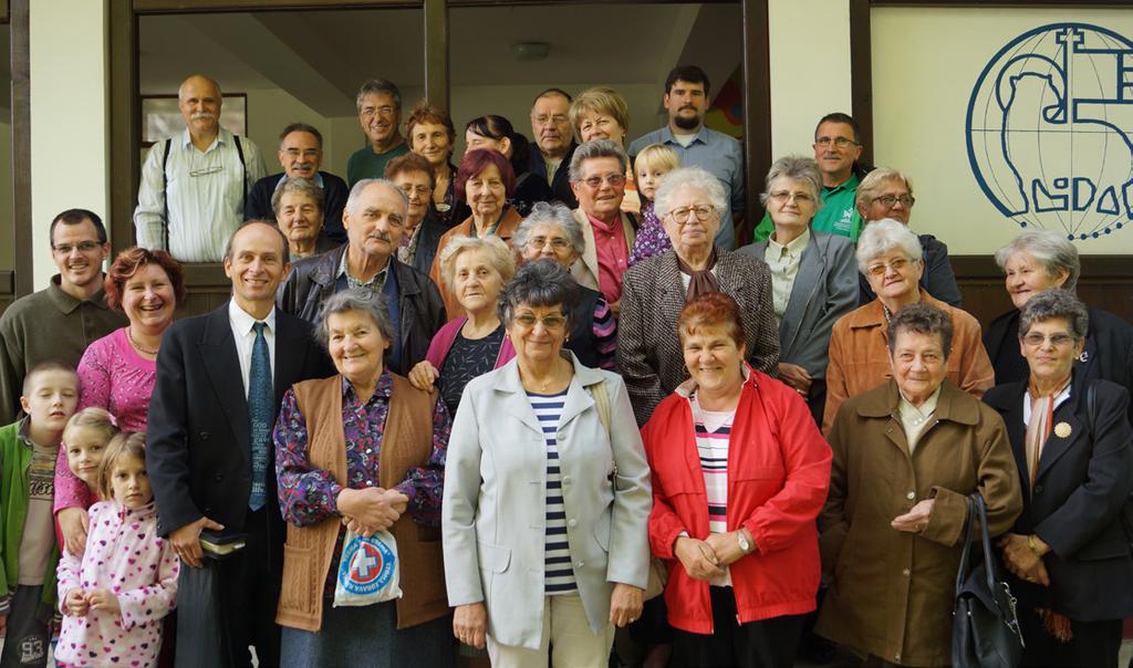 konferenciát a gyermekek és ifjak