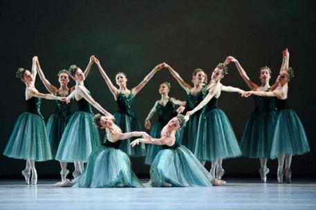 Kulcsszavak, fogalmak: Neoklasszikus és szimfonikus balettjeiben is a zene nem alárendelt tárgya a koreográfiának, hanem egyenrangú társa.