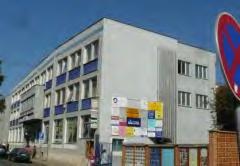 roku 1970, ktoré hmotou, výrazom a situovaním na parcele pôsobia v