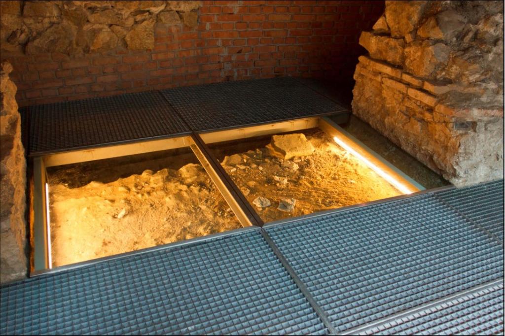A cella septichora bejárata az