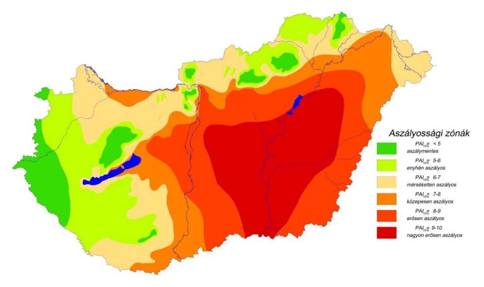 a Sörédi hát kistáj része, továbbá az Észak Mezőföld vegetációs táj része. Az országos átlagnál valamivel hűvösebb, de szárazabb éghajlat jellemzi.