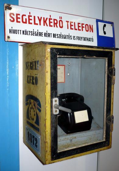 Így sürgős esetekben néma marad. 13 1974 elején kampány indult a rendőr körzeti megbízottak telefonnal történő ellátására.