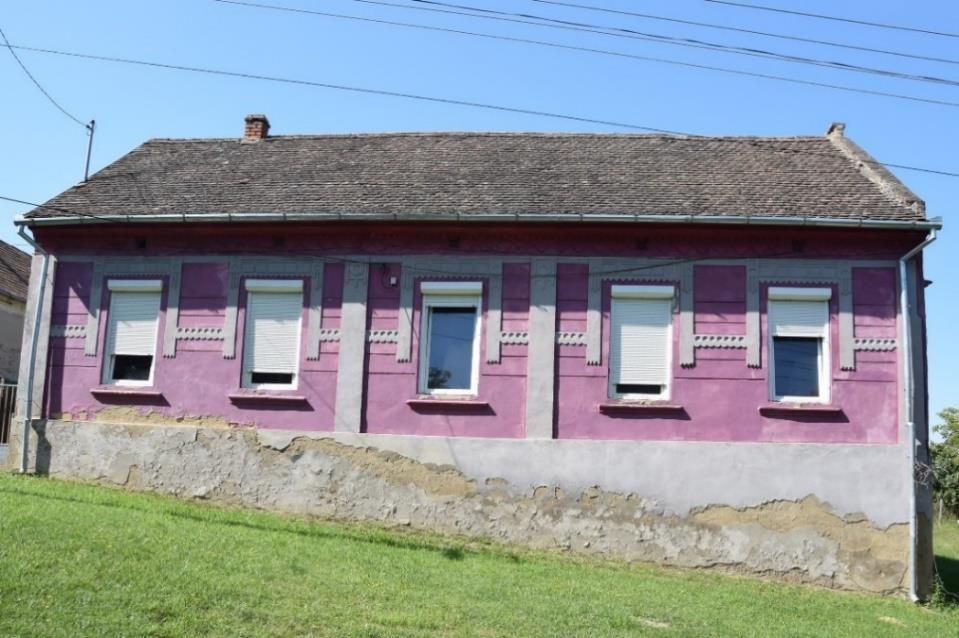 jellemző. Ez elsősorban téglát és cserepet, kerámiacserepet jelent.