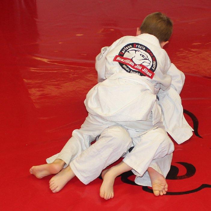 50 Részvételi díj: 10 000 Ft/hó Első foglalkozás: szeptember 12. Információ és beiratkozás: Szentes János (Carlson Gracie lila öv) +36 20/339 2197 szentesj@yahoo.