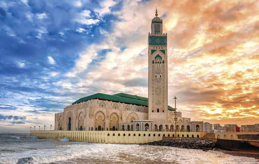 CSODÁLATOS KIRÁLYI VÁROSOK ÖNNEK MÁR 99.990 Karaván II. Hasszán mecset, Casablanca HOTEL GOLDEN TULIP RAWABI MARRAKECH MARRAKECH a 12.