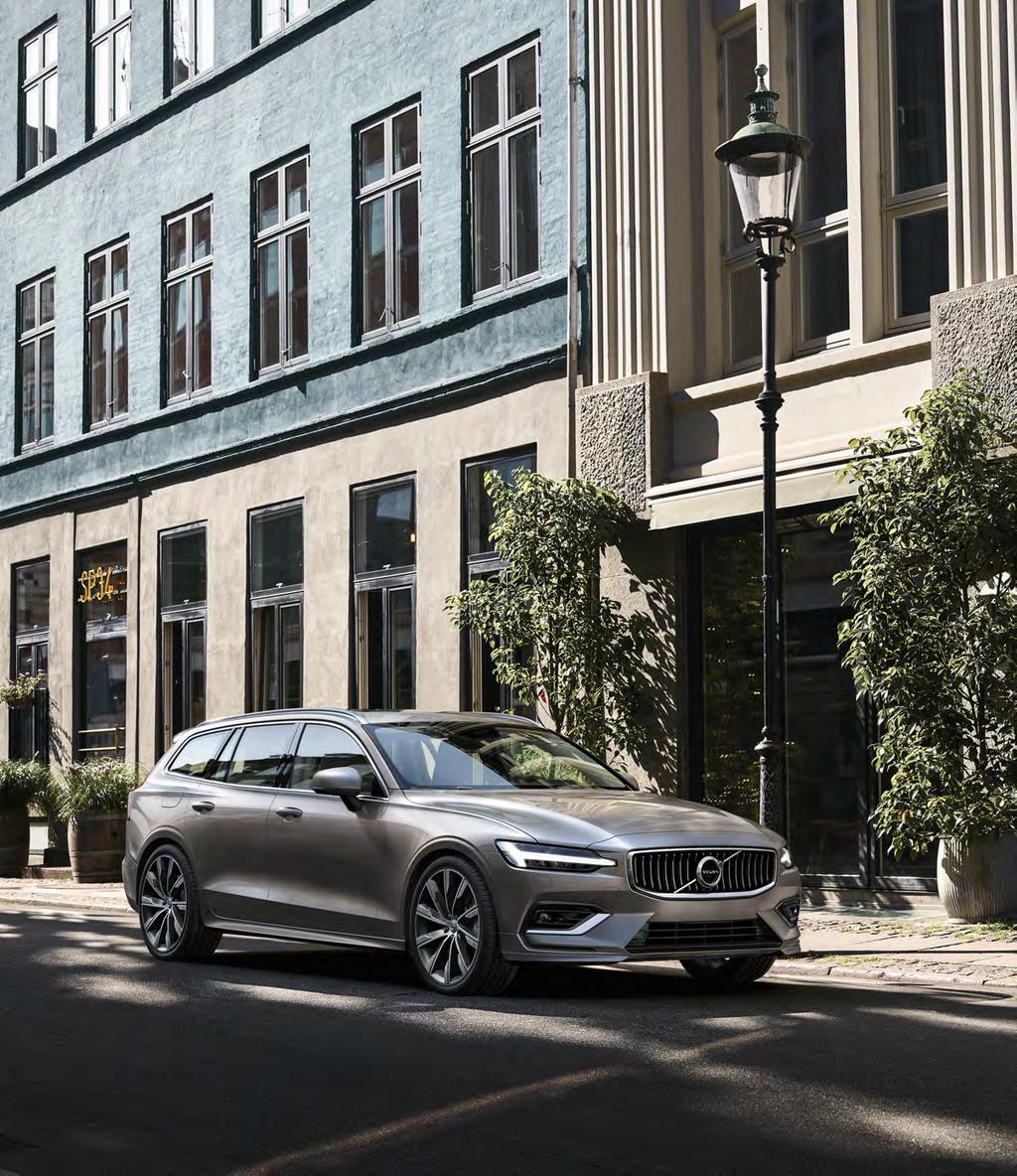 VOLVO V60 TARTOZÉKOK T6 AWD Inscription 727 Pebble Grey metálfény 20