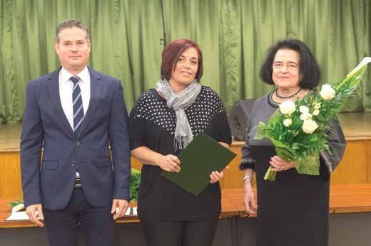 Sára Botond polgármester beszédében hangsúlyozta: a józsefvárosi szociális intézmények munkatársai erőn felül segítik az elesetteket, amelyért elismerés jár.