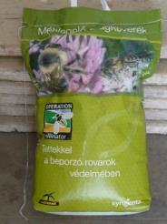 Vetőmag keverék Vetőmag keverék - Lajtamag Kft 12 fajból áll zömében 1-2-3 éves pillangós 20-25 kg/ha 3-4 év Vetésidő aug. vége- szept.közepe vagy márc.