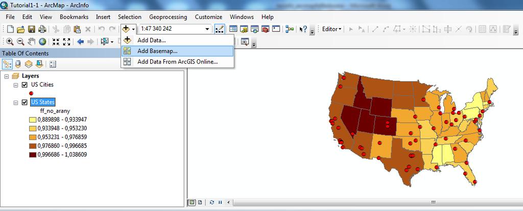 3. Alaptérkép (Basemap) behívása. Add Data gomb kis fekete nyilára kattintva a legördülő menüből válasszuk az Add Basemap parancsot.