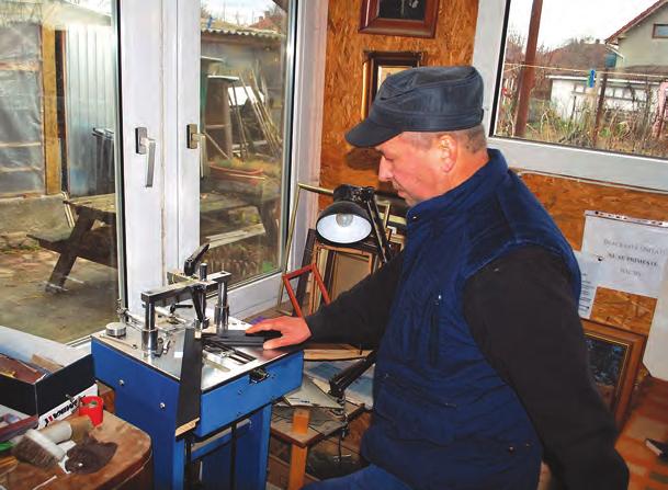 A nyúlház, a ketrecek, az etető- és itatórendszerek befektetést igényelnek. Ezért, hogy a hobbim ne legyen veszteséges, értékesítem a süldőket.