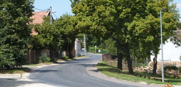 A Garancsi uti épületek által