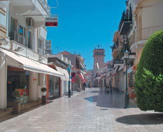 Argostoliban vásárlással egybekötve A séta közben megcsodálhatják a kivilágított fővárost és hangulatos utcáiban kedvükre