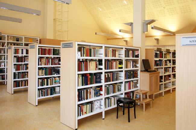 A kerület vezetése és a Fõvárosi Szabó Ervin Könyvtár között zajlott többéves egyeztetési folyamat eredményeképpen született meg a közös döntés egy új könyvtár építésérõl.