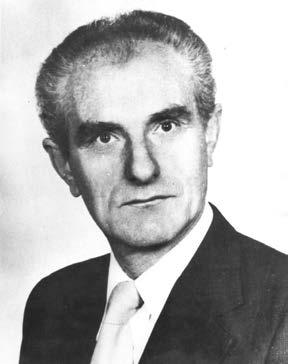 VESZPRÉMI SZEMLE 2017/3 Dr. Tóth Sándor természettudományos muzeológus, megyei múzeumigazgató 1976 1980 között.