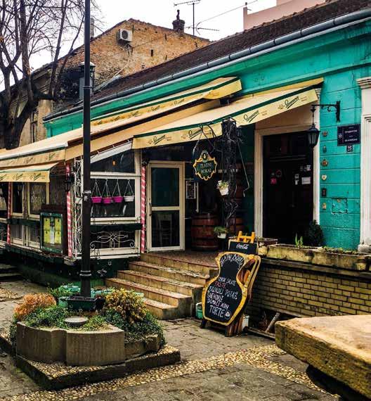 This is Skadarlija, the Serbian Montmartre, the bohemian quarter. It s a place you should not miss, a total must see. People say if you did not visit Skadarlija, you did not see Belgrade at all.
