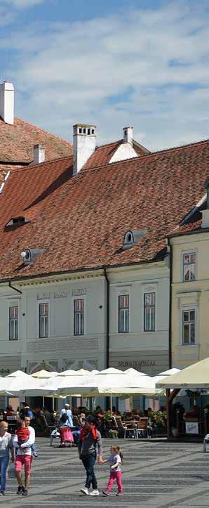CULTURE Időutazás Erdélyben Kirándulni indulunk Dél-Erdélybe, hogy feloldódjunk a természet nyugalmában és a középkori várfalak ölelte csendben.