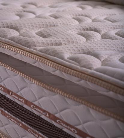 Hiszünk abban, hogy a Cardo matracok a tökéletesebb pihenés és frissebb ébredés valódi élményét nyújtják amellett, hogy egészséges fekhelyként is szolgálnak.