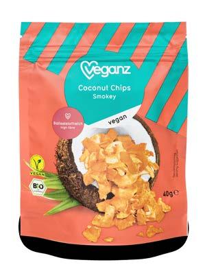 Zöldfűszeres burgonyasaláta Veganz kókusz bacon -nel Hozzávalók: 1 kg sárga burgonya 1 fej lilahagyma 1 csokor snidling 1 tasak Veganz bio zöldfűszermártásalappor 250 ml víz 1 csokor petrezselyem 1