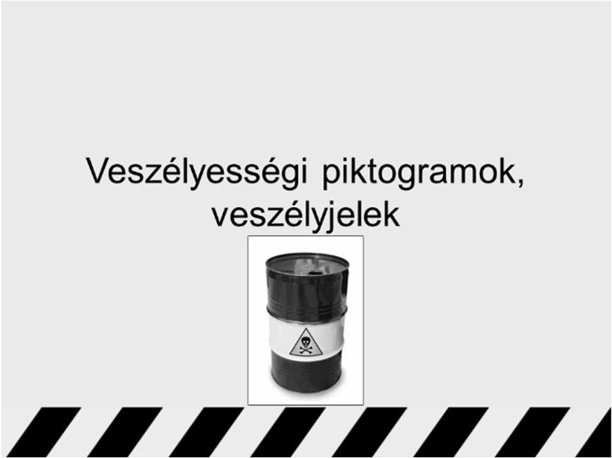 A négyzetet és rajta a felkiáltójelet egymáshoz képest vízszintesen és függőlegesen igazítsa középre! d.