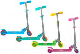 900,- (25220087/11-15;0068/03;0084/03;0138/06) Roller, alu/acél, kb. 32/70/66cm, kerekekkel, többféle szín 4.990,- (62870673) 77.