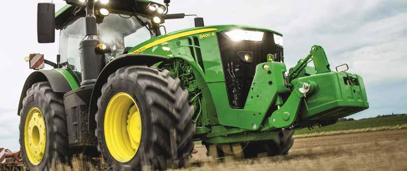 JOHN DEERE 8R TRAKTOROK A nagy szántóföldi földterületek megműveléséhez olyan traktorra van szükség, amely kimagasló teljesítménnyel és sokoldalúsággal segíti a munkafolyamatokat.