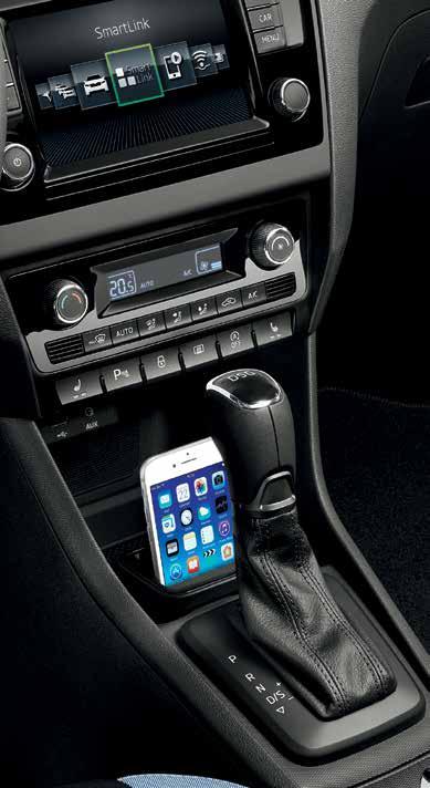 SMARTLINK+ A SmartLink+ rendszer segítségével az autó infotainment rendszere biztonságos menet közbeni telefonálást tesz lehetővé.
