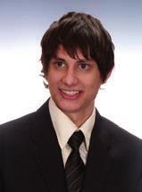 A Z Ú J P