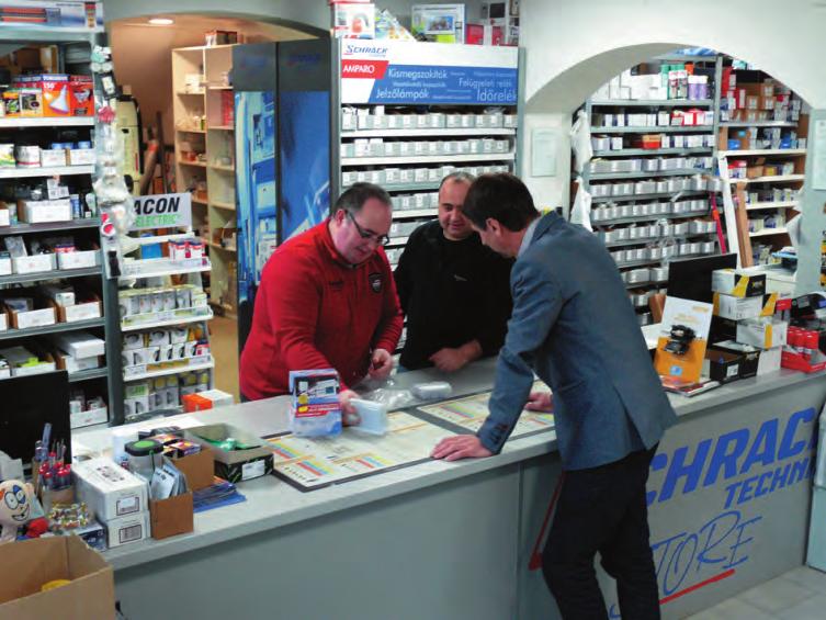 Kapcsolóktól a vezetékekig nálunk mindent megtalál, amire a háztartásban