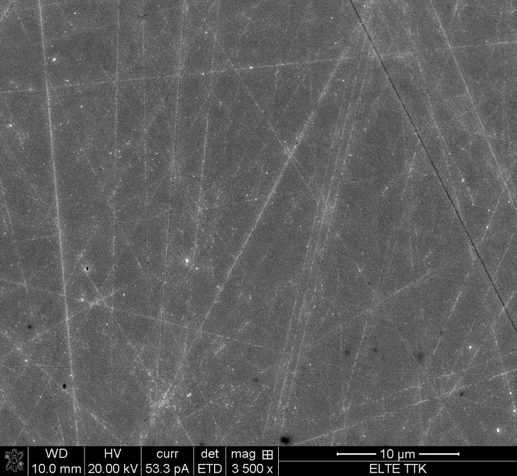 Polírozó szemcsék: 10 μm - 50 nm Cu minta,