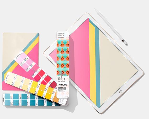4. szint Pantone Pantone színszám + CMYK, RGB & Hex A festék-recept színhű reprodukálást tesz lehetővé Digitális