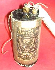 A Dura elemeket kezdetben csak vonalfelvigyázói székhellyel rendelkező, s ettől távol eső távbeszélő állomásoknál alkalmazták. 1924-ben fémházas készülékek gyártását kezdte meg a Telefongyár Rt.