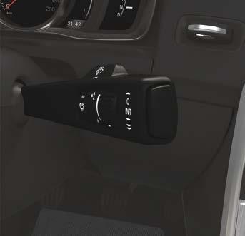 Automatikus kiengedés Induljon el (az automata sebességváltóval felszerelt autókban a biztonsági övnek becsatolva kell