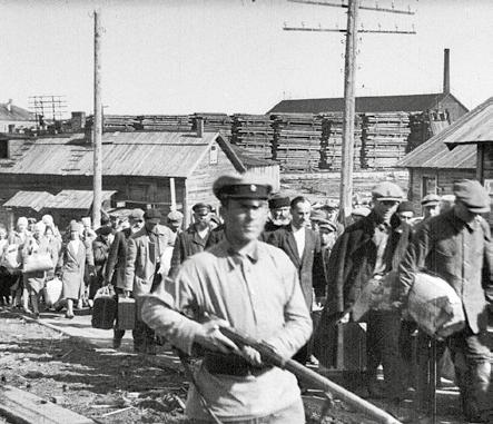 Innen hajtották végig foglyaikat a Kerepesi út-sashalom-mátyásföld-cinkota-kistarcsa-gödöllő útvonalon.