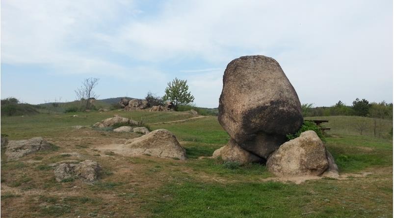 Köszönöm a figyelmet! Arra figyelj, amire városod, az örök város máig is figyel: tornyaival, tetőivel, élő és halott polgáraival.