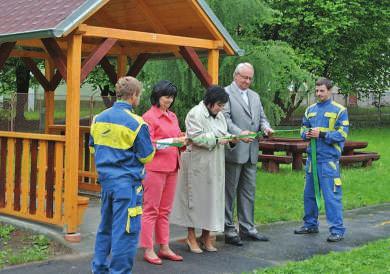 Úroveň školy nie je daná tým, aké má budovy a vybavenie, ale tým, akí žiaci ju navštevujú a čo si z nej odnesú vo vedomostiach.