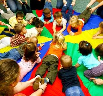 Süni zenebölcsi fél évestől 4 éves korig Kisgyerek Énekszóval és a fuvola varázslatos hangjával, mozgással, mondókákkal és jó társasággal várjuk a