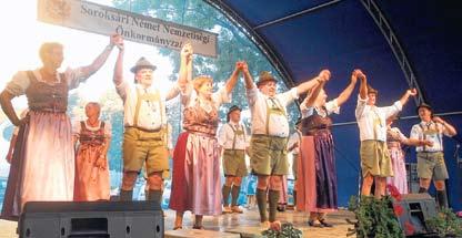 Traditionsbewahrendes Sprach-und Handwerkerlager in Szőce Das Unterrichts-und Erziehungsprogramm der Anton Grassalkovich Grundschule setzt sich zum Ziel durch den Sprachunterricht auch die Kultur der