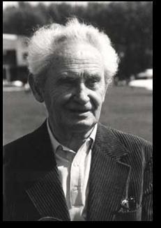 6.2.2 id. Rubik Ernő konferenciák, megemlékezések Rubik Ernő (1910 1997) a magyar sportrepülés világszerte ismert és elismert, legtermékenyebb és legeredményesebb repülőgéptervezője id.