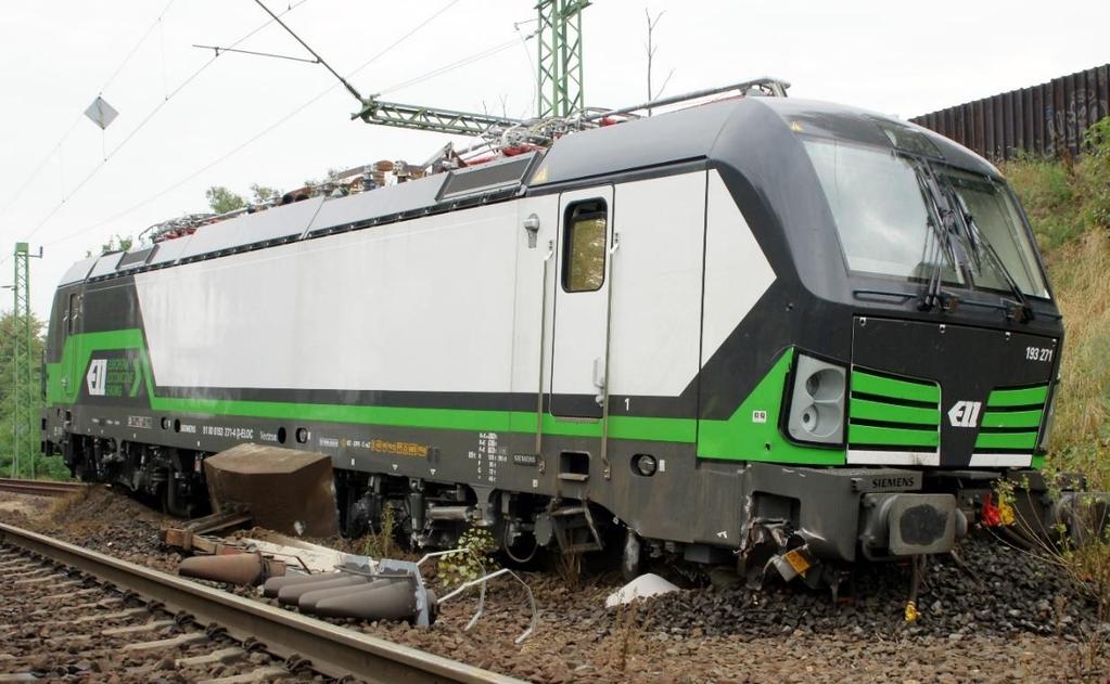 Az eset rövid áttekintése 2016-1027-5 Ferencváros állomás VI. csonka vágányán álló, kiüzemelt SIEMENS Vectron X4 típusú mozdony megfutamodott. A 78 sz. váltót felvágva az állomás VI.