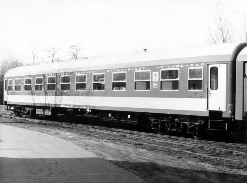 A múlt egy másik terméke: BRmo kocsik Korábban gyártott győri kocsikból,1971-ig 12 db belföldi forgalomra alkalmas kocsit, 1977-ig 16 db nemzetközi forgalomra