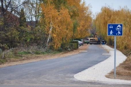 A tervezett útépítések és burkolat felújítások pontos paramétereit és költségeit az engedélyes és kiviteli tervek elkészítését követően, az engedélyek, közbeszerzések és a kivitelezés befejezése után