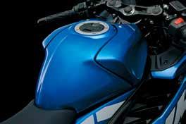 konkurens motorkerékpárokon használt hagyományos halogénizzós fényszóróknál.