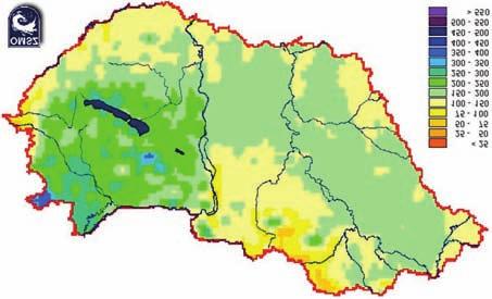 Balra: Az átlagos szélsebesség földrajzi eloszlása 75 m-es magasságban (m/s egységekben), 4 év adatai alapján.