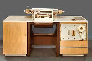 ASCOTA 1343 Könyvelő gép ROBOTRON 1840 Kis számítógép Az egységes középgépes mintarendszerek a következők voltak: GASTCOMP (vendéglátó