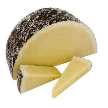 fehér váladékuk puhává és édes ízűvé teszi a sajtot A helyiek