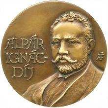 Elismerések Alpár Ignác díj Az egyesületben végzett kiemelkedő társadalmi munka jutalmazására alapították 1958-ban. Évente adományozzák. Alpár Ignác (1855-1928) legtermékenyebb építészeink egyike.