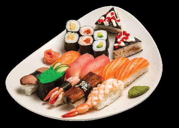 Gourmet valogatas I Gourmet selection Hinoki (8 maki 10 nigiri) 2 lazackaviár maki, 2 avokádó maki, 2 libamáj maki, 2 tonhalkrémes sushi szendvics, 2 lazac nigiri, 2 vöröstonhal nigiri, 1 füstölt